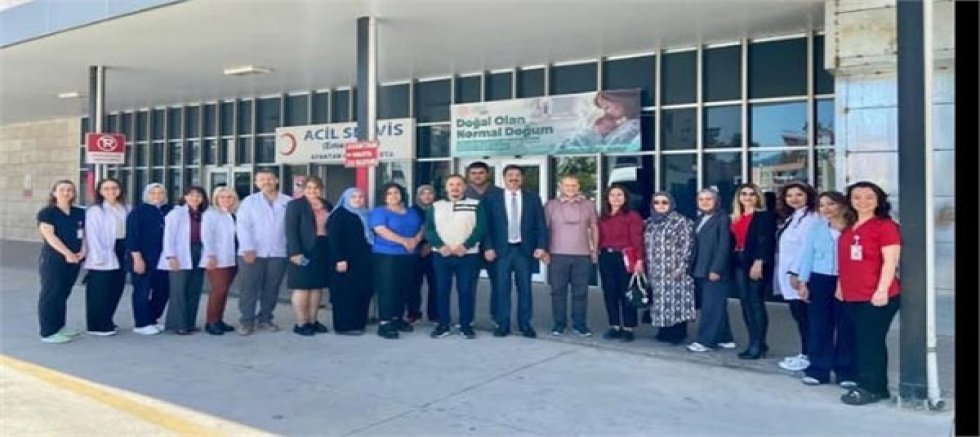 ANAMUR DEVLET HASTANESİ'DE ANNE DOSTU HASTANE ÜNVANINI ALDI