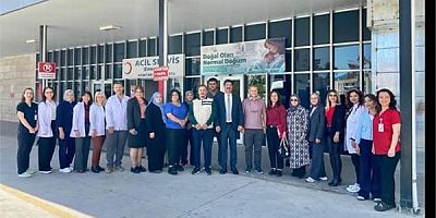 ANAMUR DEVLET HASTANESİ'DE ANNE DOSTU HASTANE ÜNVANINI ALDI